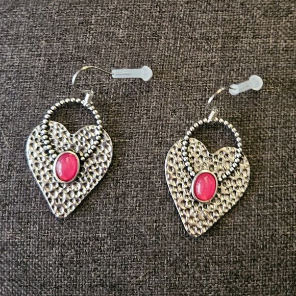 Boutique Textured Silver-Tone Heart-Shaped Earrings w/ Hot Pink Stone - Picture 2 of 6